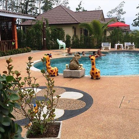 Dachatorn Village Khao Lak Exteriör bild