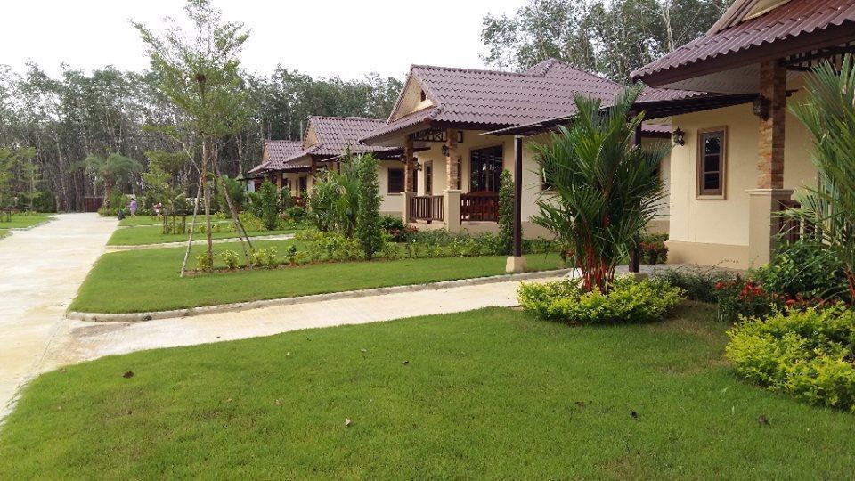 Dachatorn Village Khao Lak Exteriör bild